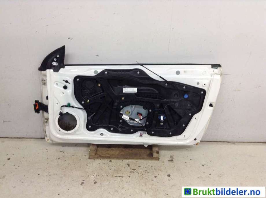 Dør høyre 2dørs til VW Scirocco 2008-2013  (VOLKSWAGEN|1K8 831 056 F||1K8 831 056 K)