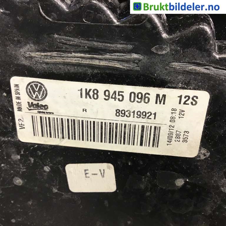 Baklykt høyre til VW Scirocco 2008-2013  (VOLKSWAGEN|1K8 945 069 M|89319921|)