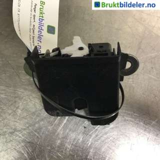 Baklukelås til VW Scirocco,   (VOLKSWAGEN|1K8 827 505 B)