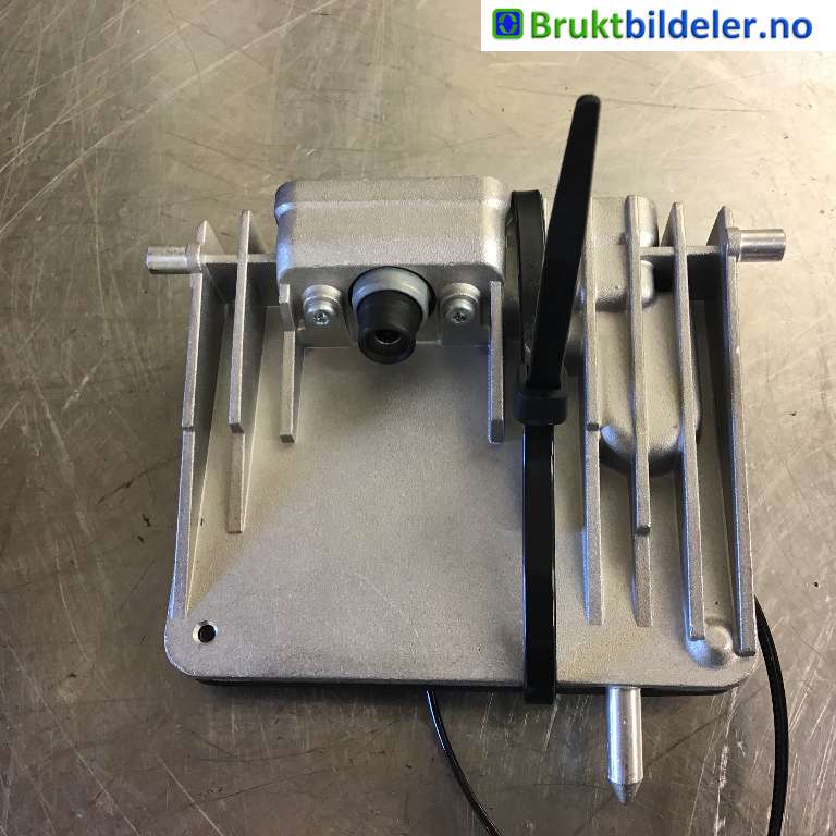 Sensor radar til Mercedes C-Klasse 2018-2021 (Fase 2) (W205) (W205) (MERCEDES|A 247 900 83 06|)