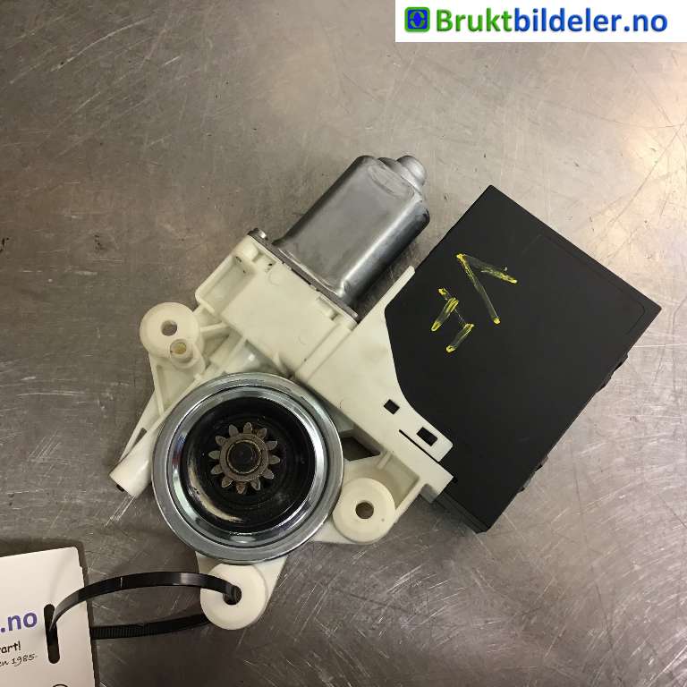 Ruteheis venstre foran til Volvo V50 2004-2007 (Fase 1)  (VOLVO|30710151|)
