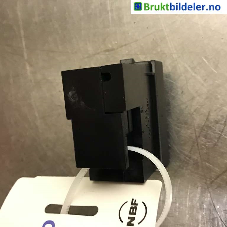 Bryter setevarme til Peugeot Expert 2016-->> (Type III)  (PEUGEOT|98019841 ZD|)