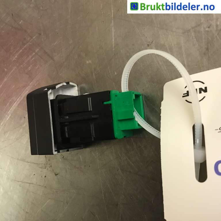 Bryter diverse til Peugeot Expert 2016-->> (Type III) (PEUGEOT|9809138677|)