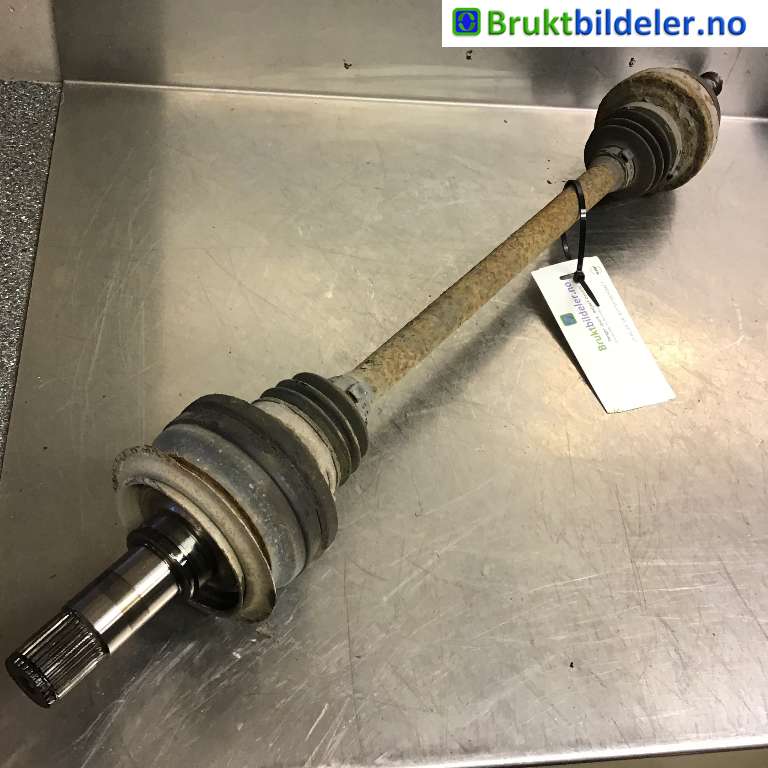 Drivaksel venstre bak til Mercedes CLS 2004-2010 (C219) (C219) (MERCEDES|A 211 350 16 56|)