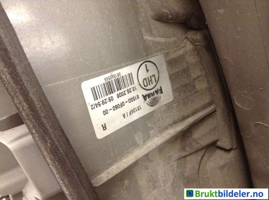 Baklykt høyre til Toyota Verso 2004-2009 (Type II)  (TOYOTA|81550-0F060|)
