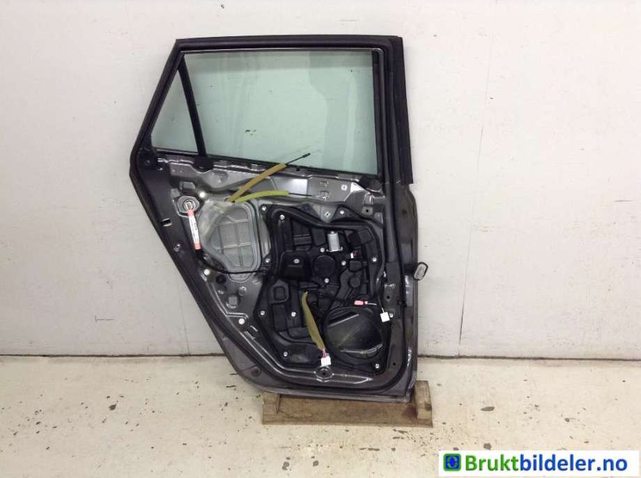 Dør venstre bak til Mazda 3 2009-2013 (Type II) (MAZDA|BBY6-73-02X|)