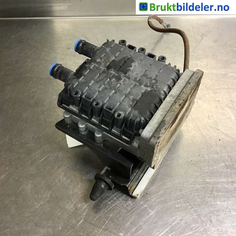 Motorvarmer elektrisk til Mercedes C-Klasse 2018-2021 (Fase 2) (W205) (W205) (MERCEDES|A 000 835 52 00|71.0301.02.0300|)