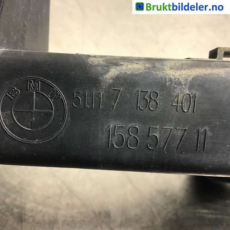 Frontlyktehus til BMW 3-Serie 2005-2011 (E90/E91/E92/E93) (E90/E91/E92/E93) (BMW|51 11 7 138 401|)