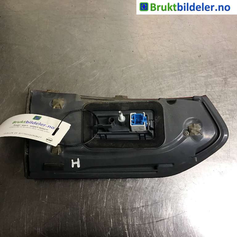 Baklykt høyre indre til Mercedes E-Klasse 2016-2023 (W213) (W213) (MERCEDES|A 213 906 96 00|2.3.17 14 28.53|)