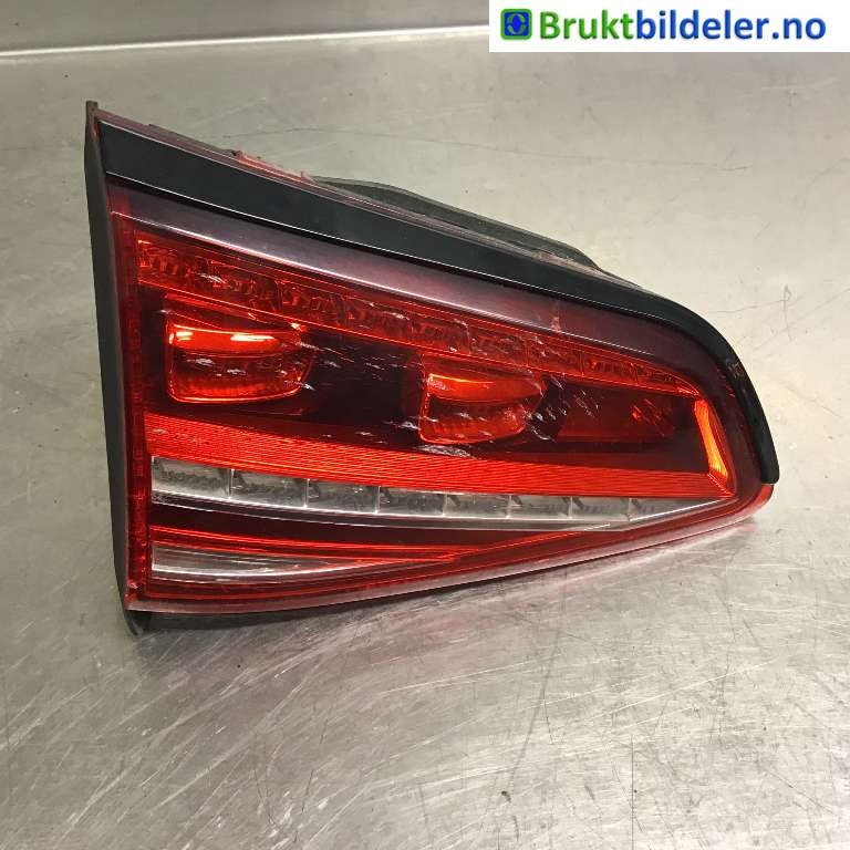 Baklykt venstre indre til VW e-Golf, 2014-2017 (Fase 1)  (VOLKSWAGEN|5G0 945 307 F)