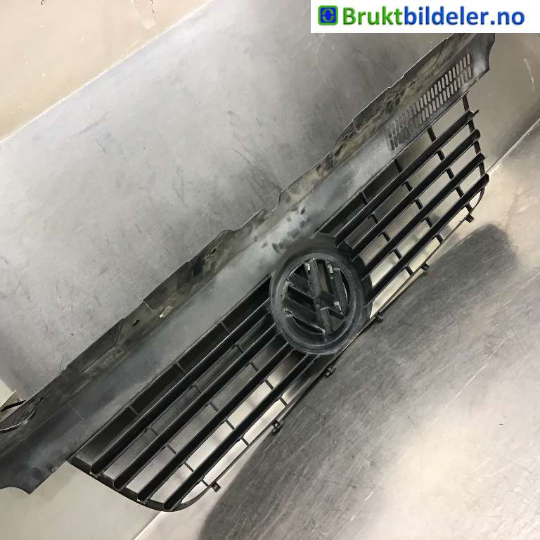 Grill til VW Transporter / Caravelle 2003-2009 (Fase 1) (T5) (T5) (VOLKSWAGEN|7E0 853 653|)