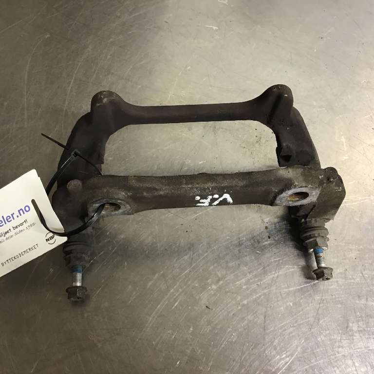 Bremsecaliper brakett til Mercedes E-Klasse, 2016-2023 (W213) (W213) (MERCEDES|A 205 421 53 00)