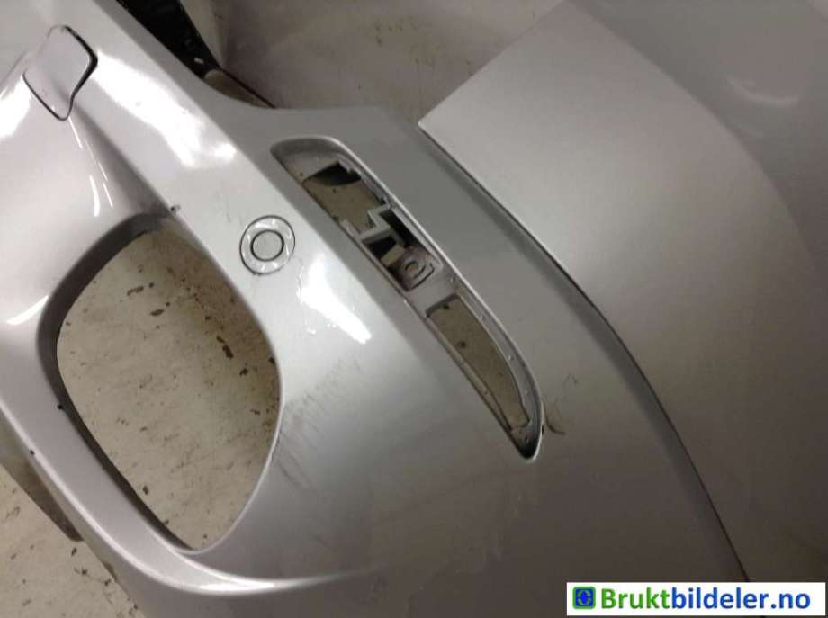 Støtfanger bak til BMW X5 2007-2013 (E70) (E70) (BMW|51 12 8 037 277|51 12 8 037 281|51 12 8 037 282)