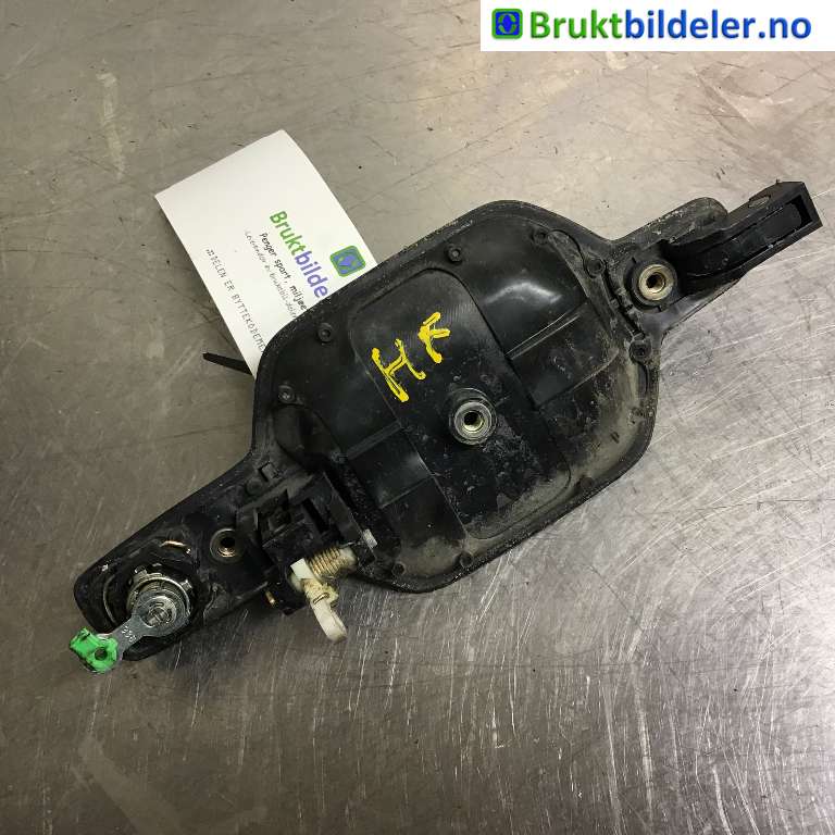 Dørhåndtak utv høyre foran til Mitsubishi Pajero 2000-2006 (Type III)  (MITSUBISHI|MR970186|)