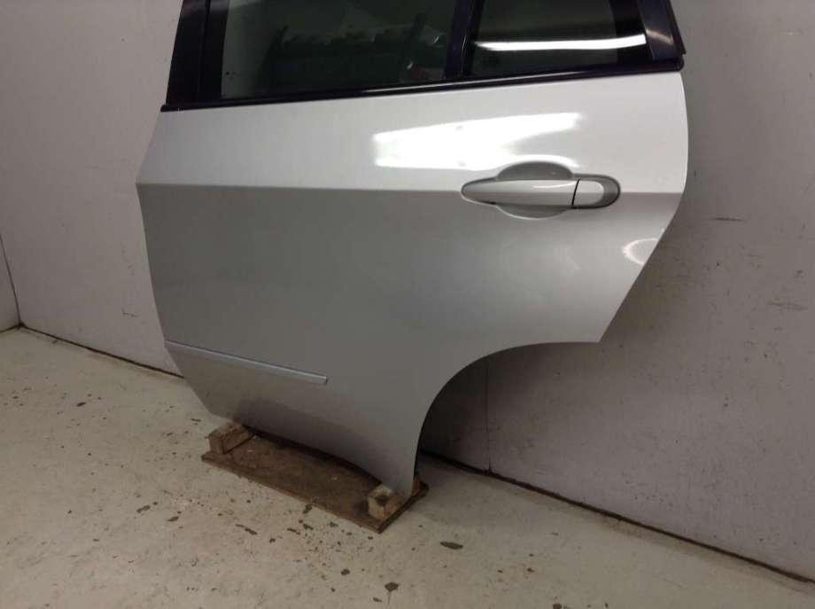 Dør venstre bak til BMW X5 2007-2013 (E70) (E70) (BMW|41 52 7 261 481|)