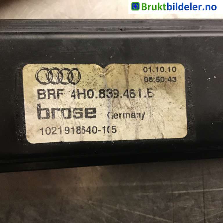 Ruteheis til Audi A8 2010-2013 (Type III, Fase 1)  (AUDI|4H0 839 461 B|1021918640-105|)