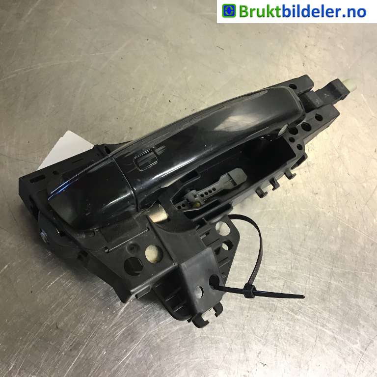 Dørhåndtak utv høyre til Audi A8, 2010-2013 (Type III, Fase 1) (AUDI|4H0 837 886)