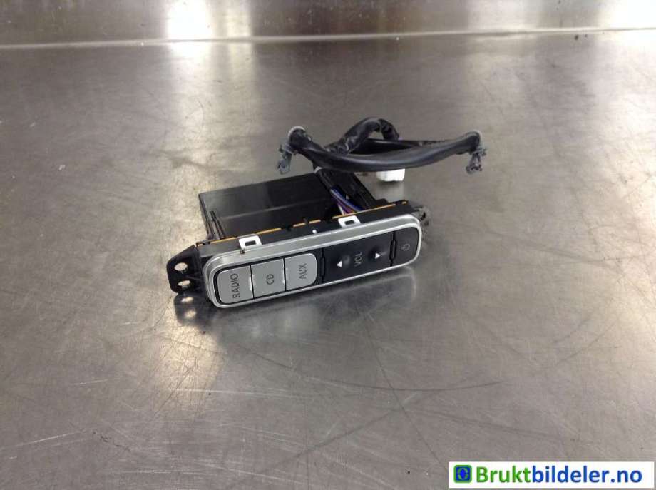 Bilstereo diverse til Nissan E-NV200 2014-->> (NISSAN|283954NR1A|)