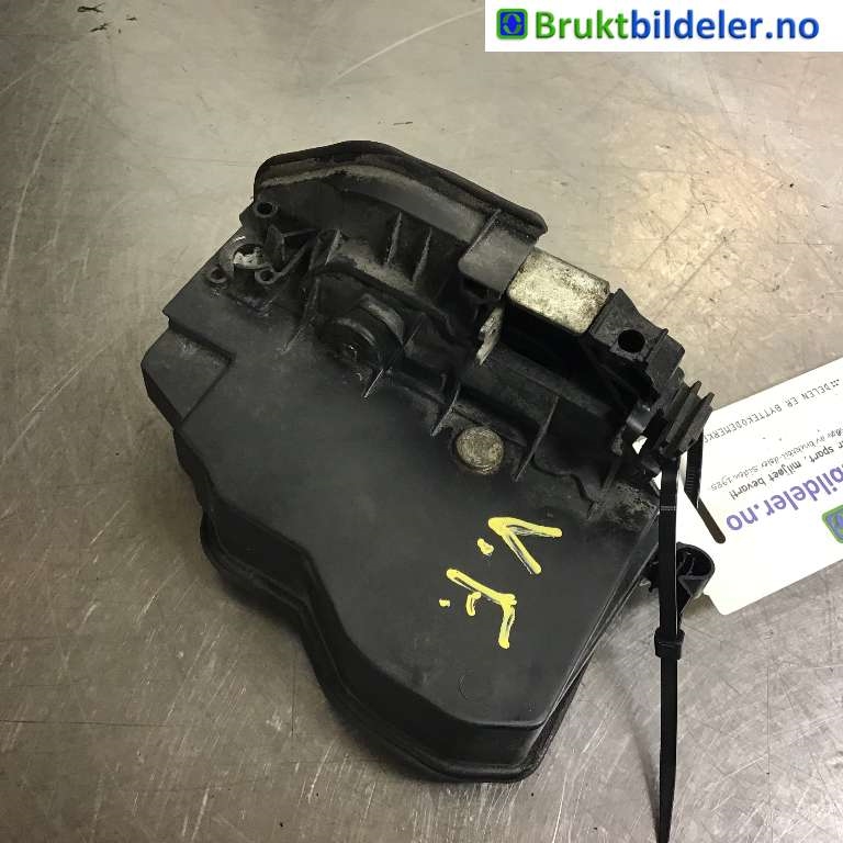 Låsekasse venstre foran til BMW X5 2007-2013 (E70) (E70) (BMW|51 21 7 229 461|)