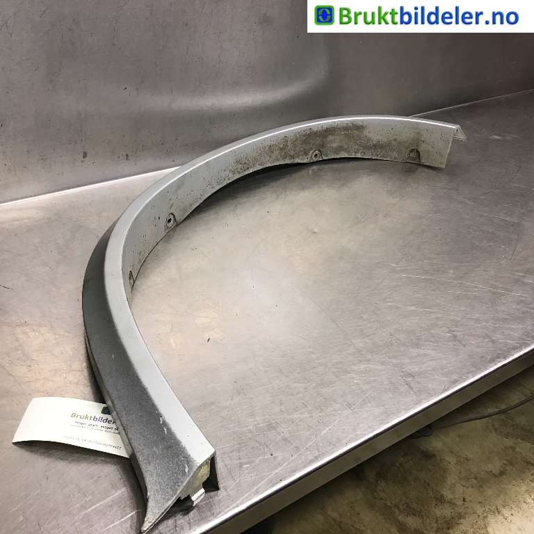 Hjulbuelist venstre bak til BMW X5, 2007-2013 (E70) (E70) (BMW|51 77 8 037 293)