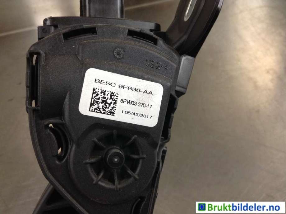 Pedal gass til Tesla Model S 2016-2021 (Fase 2)  (TESLA|BE5C 9F836-AA|6PV 933 370-17|)