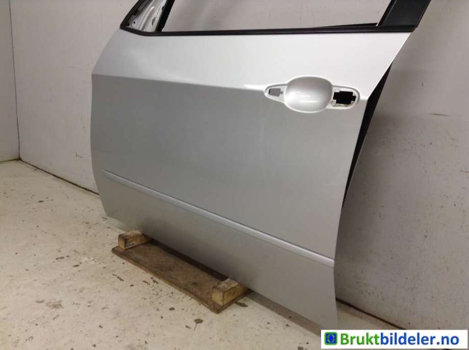 Dør venstre foran til BMW X5 2007-2013 (E70) (E70) (BMW|41 51 7 211 423|)