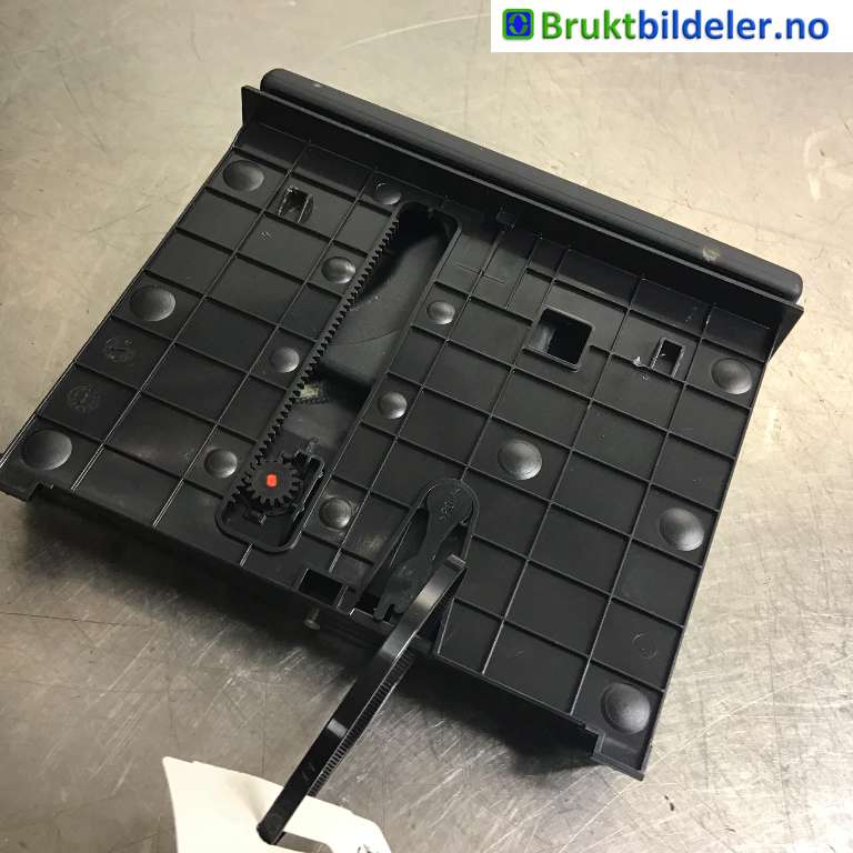 Dashbord koppholder til Audi A8 2010-2013 (Type III, Fase 1) (AUDI|4H0 885 995|)