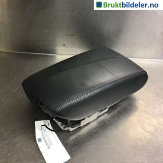 Sete armlene lokk til Audi A8, 2010-2013 (Type III, Fase 1)  (AUDI|4H0 864 206 C)