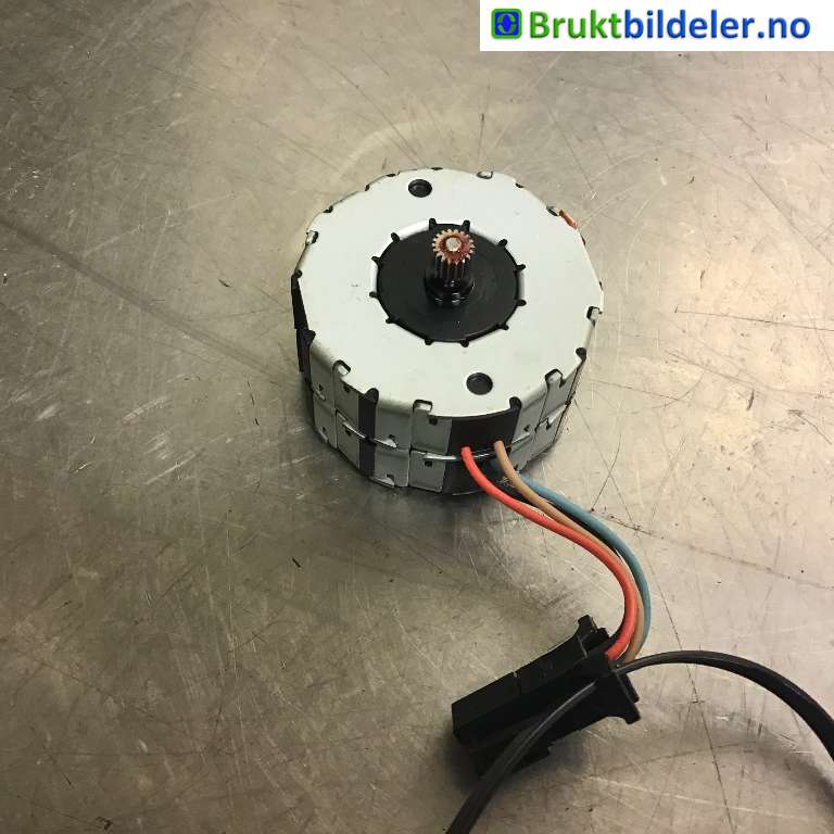Vindavviser til Audi A8, 2010-2013 (Type III, Fase 1) (AUDI|4E0 959 591 A)