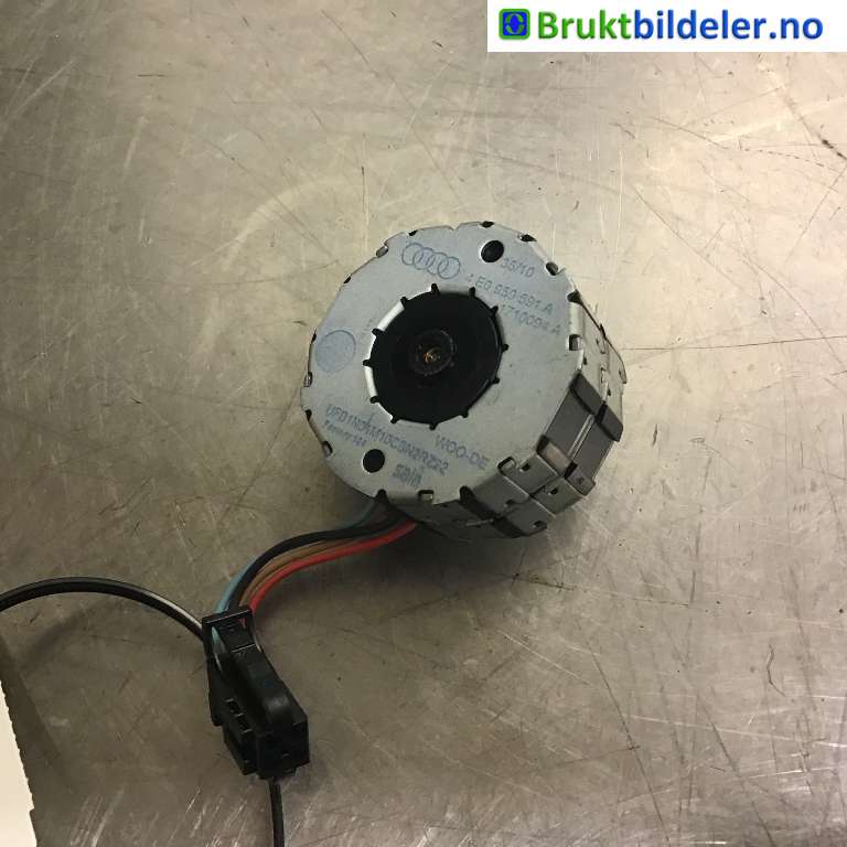 Vindavviser til Audi A8 2010-2013 (Type III, Fase 1)  (AUDI|4E0 959 591 A|1710094 A|)
