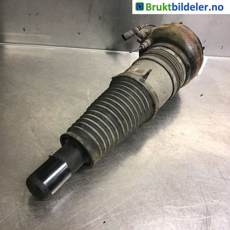Fjærbein høyre foran til Audi A8 2010-2013 (Type III, Fase 1) (AUDI|4H0 616 039 T|F308813501|)