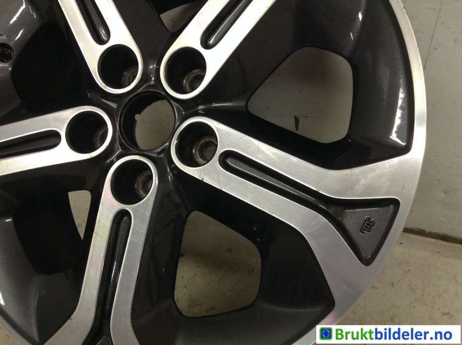Felg aluminium til Suzuki Vitara 2015-->> (Type IV) (SUZUKI|43210-54P70|6.5JX17 ET50 5X114.3|)