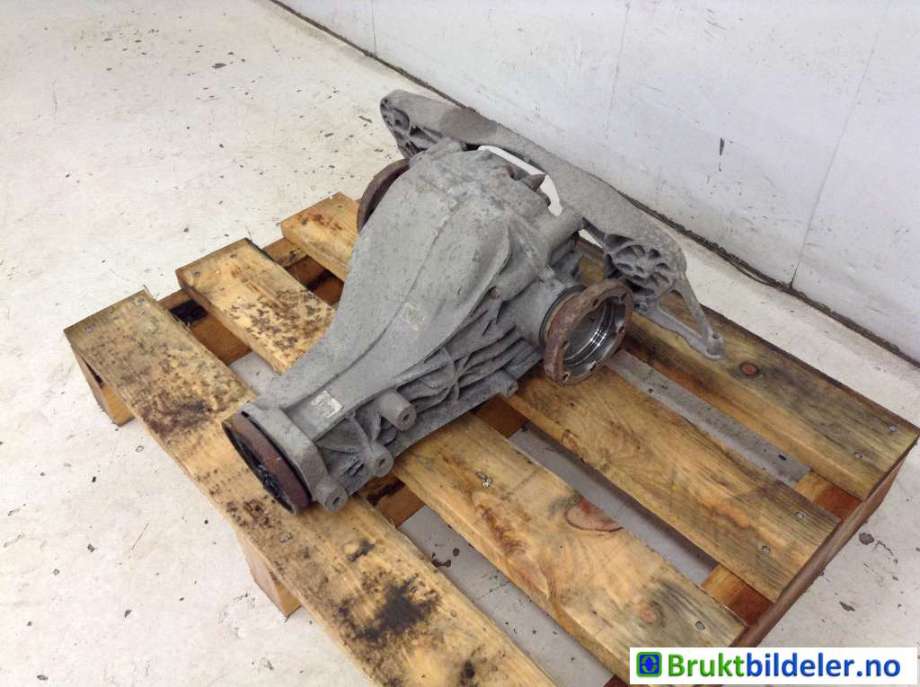 Kardang klokke bak til Audi A8 2010-2013 (Type III, Fase 1) (AUDI|0BC 500 043 J|KCC|0BC 500 044 D)
