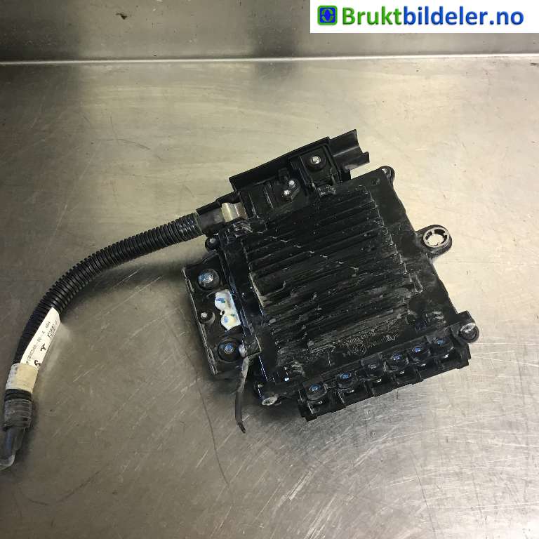 Diverse deler til Tesla Model S 2016-2021 (Fase 2) (TESLA|1112379-90-E|SPGT173375001460|)