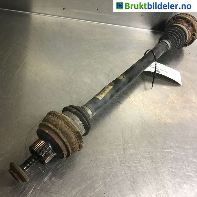 Drivaksel høyre bak til Audi A8 2010-2013 (Type III, Fase 1) (AUDI|8R0 501 203 C|)