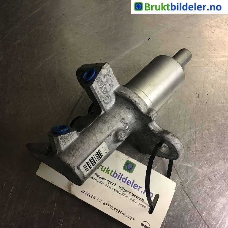 Bremsepumpe hoved til Audi A8 2010-2013 (Type III, Fase 1) (AUDI|8K0 611 021 B|)