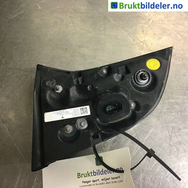 Baklykt venstre indre til Tesla Model Y 2021-2024 (Type I)  (1502088-00-C|)