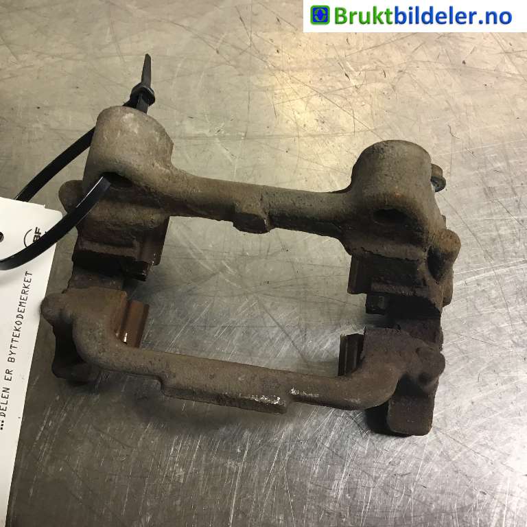 Bremsecaliper brakett til VW Caddy, 2010-2015 (Type III, Fase 2)  (VOLKSWAGEN|5K0 615 425)