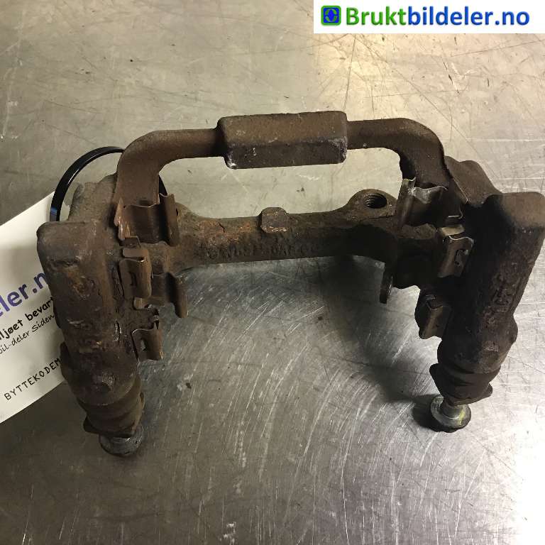 Bremsecaliper brakett til VW Caddy 2010-2015 (Type III, Fase 2)  (VOLKSWAGEN|5K0 615 425|)