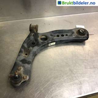 Bærebru venstre foran nedre til VW Golf VII, 2012-2017 (Fase 1)  (VOLKSWAGEN|5Q0 407 151 J)