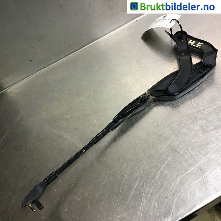 Viskerarmer frontrute til Mercedes E-Klasse 2002-2006 (Fase 1) (W211) (W211) (MERCEDES|A 211 820 12 44|)