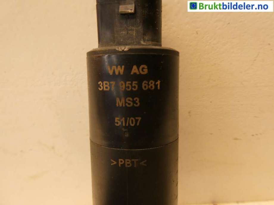 Spylerpumpe foran til Audi A3 2003-2008 (Type II, Fase 1)  (AUDI|3B7 955 681|)