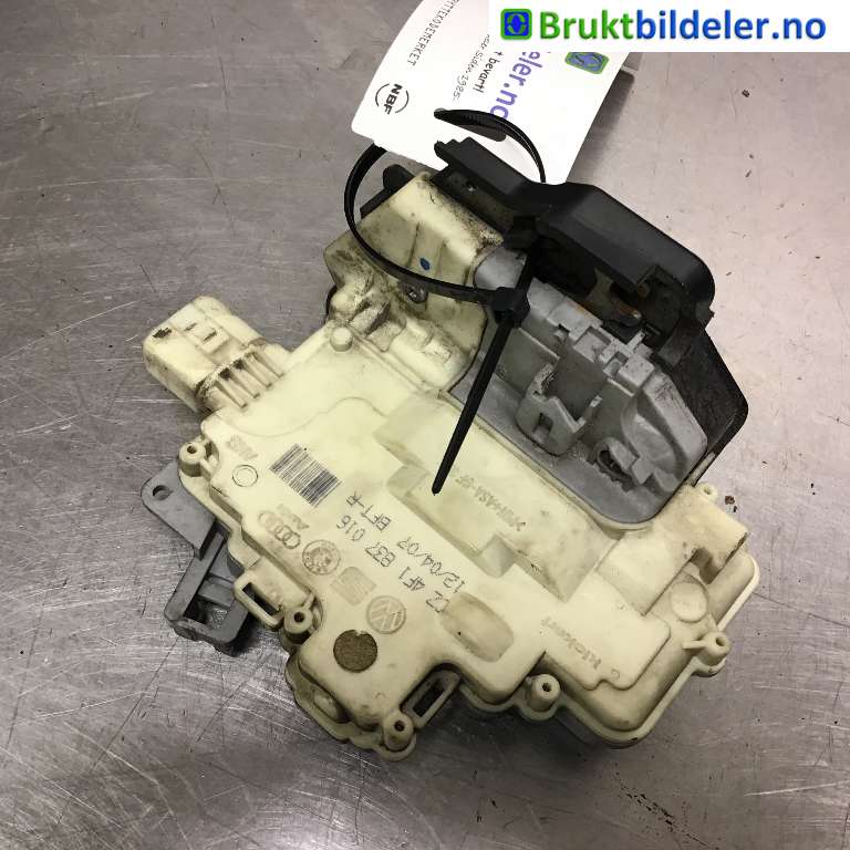 Låsekasse høyre foran til Audi A3 2003-2008 (Type II, Fase 1)  (AUDI|4F1 837 016|)