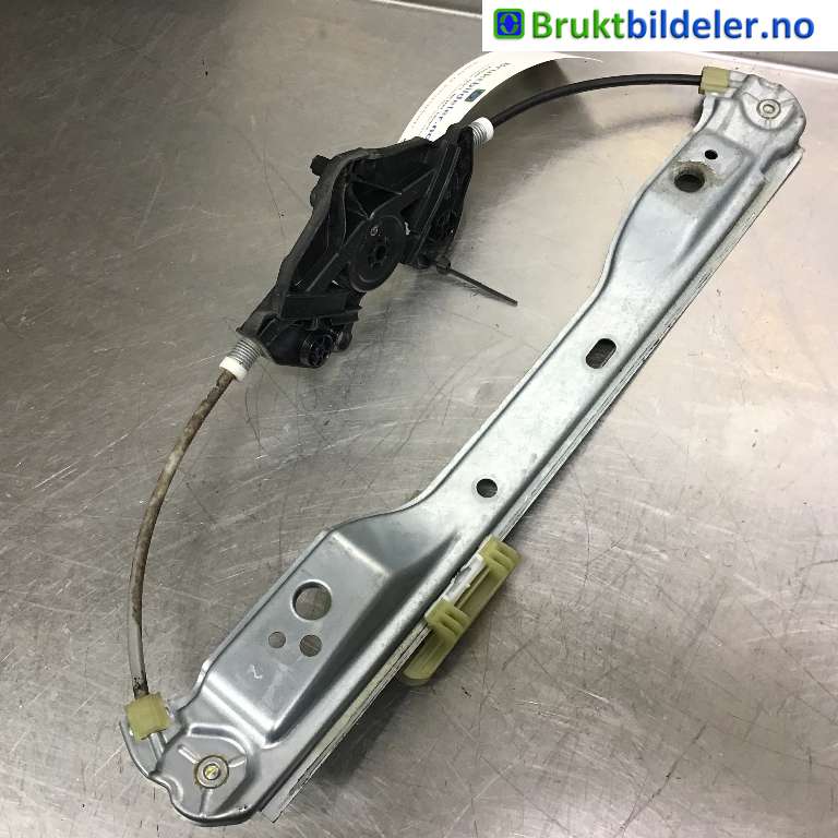 Ruteheis til Volvo V60/V60 CC 2013-2018 (Type I, Fase 2)  (VOLVO|30784309|)