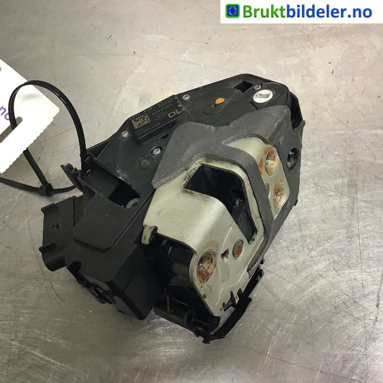 Låsekasse høyre til Volvo V60/V60 CC, 2013-2018 (Type I, Fase 2)  (VOLVO|31301746)