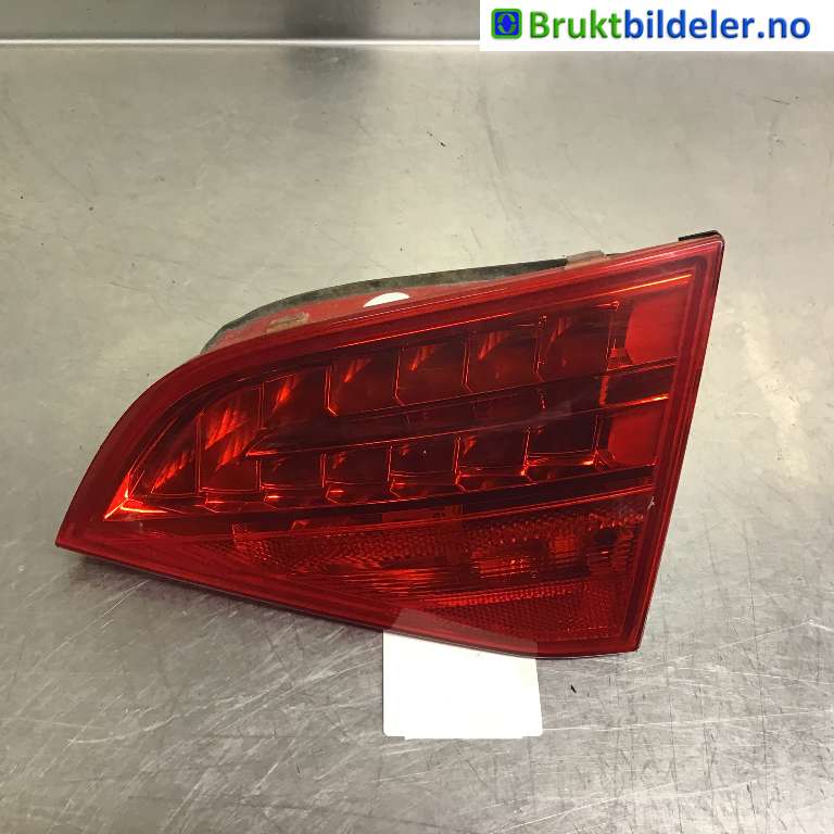 Baklykt høyre indre til Audi A4, 2007-2014 (Type IV) (B8) (B8) (AUDI|8K9 945 094 B)