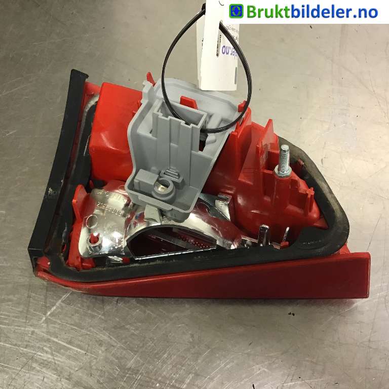 Baklykt høyre indre til Audi A4 2007-2014 (Type IV) (B8) (B8) (AUDI|8K9 945 094 B|)