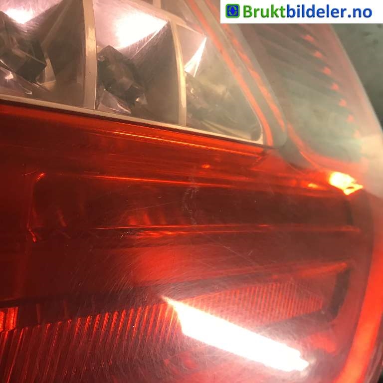 Baklykt høyre indre til Citroën C5 2008-2017 (Type II)  (CITROEN|9681074280-00|)