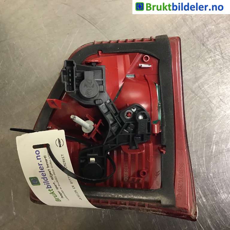 Baklykt høyre indre til Citroën C5 2008-2017 (Type II)  (CITROEN|9681074280-00|)