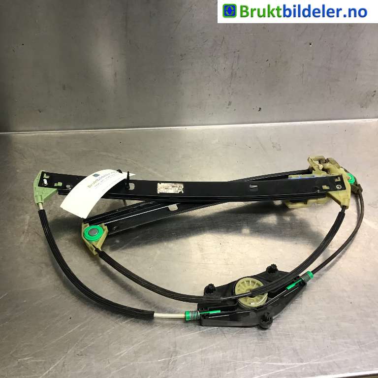 Ruteheis til Audi A4, 2007-2014 (Type IV) (B8) (B8) (AUDI|8K0 837 462)